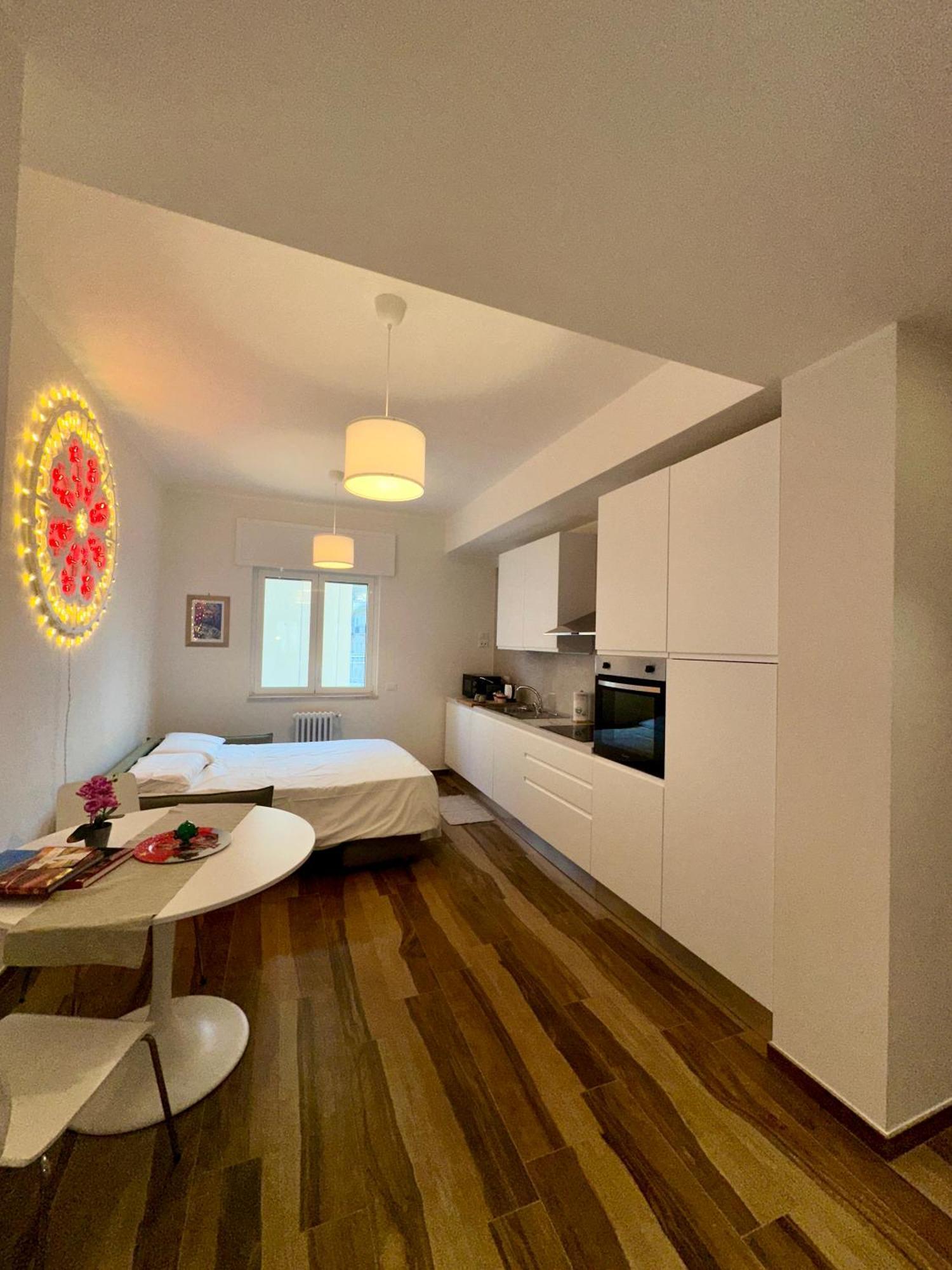 Rainbow Luxury Home Bari - Sea View Buitenkant foto